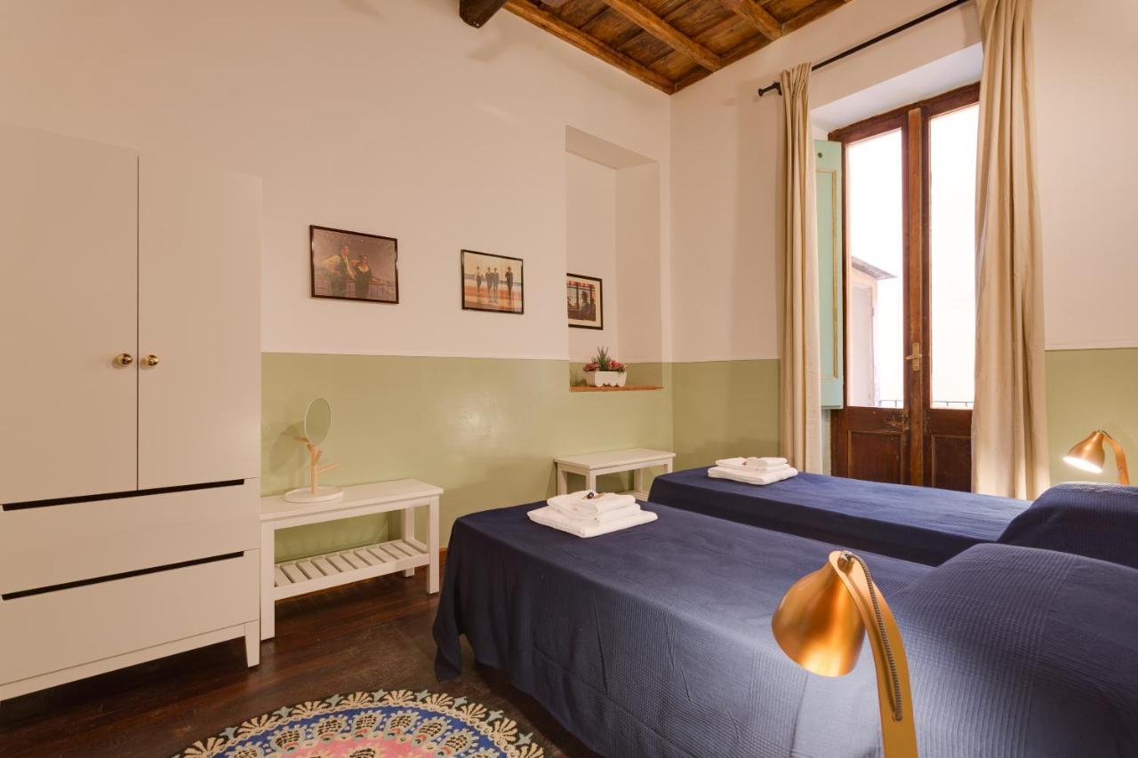 Romac Baullari Holiday Apartment In Campo De Fiori Bagian luar foto