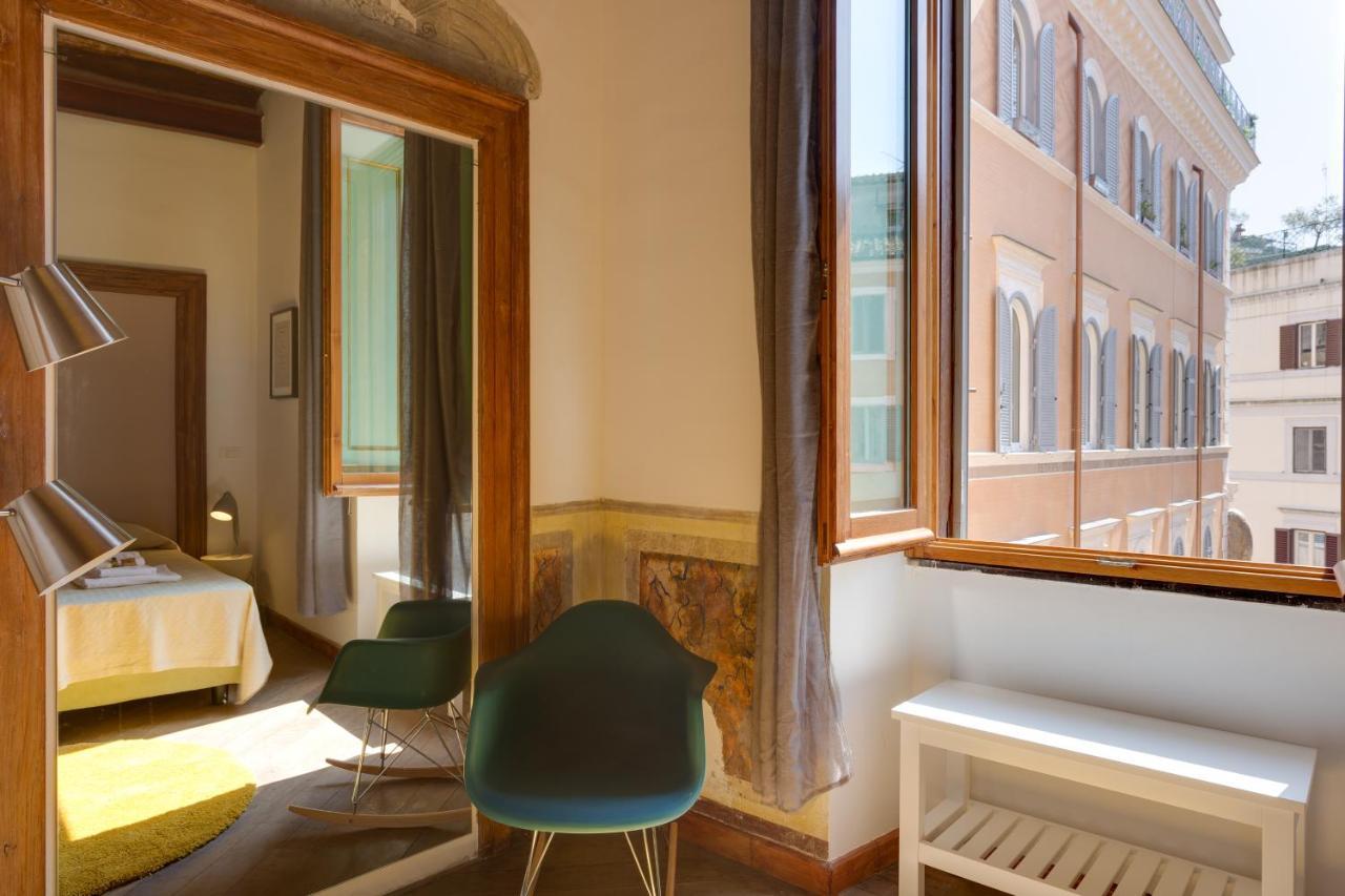 Romac Baullari Holiday Apartment In Campo De Fiori Bagian luar foto