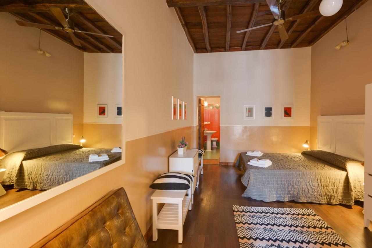 Romac Baullari Holiday Apartment In Campo De Fiori Bagian luar foto