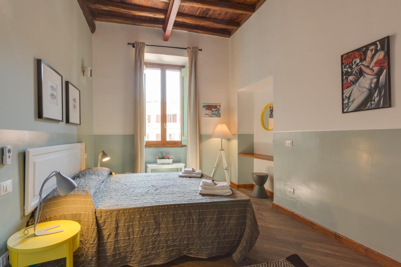 Romac Baullari Holiday Apartment In Campo De Fiori Bagian luar foto
