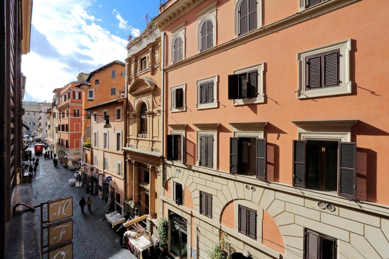 Romac Baullari Holiday Apartment In Campo De Fiori Bagian luar foto